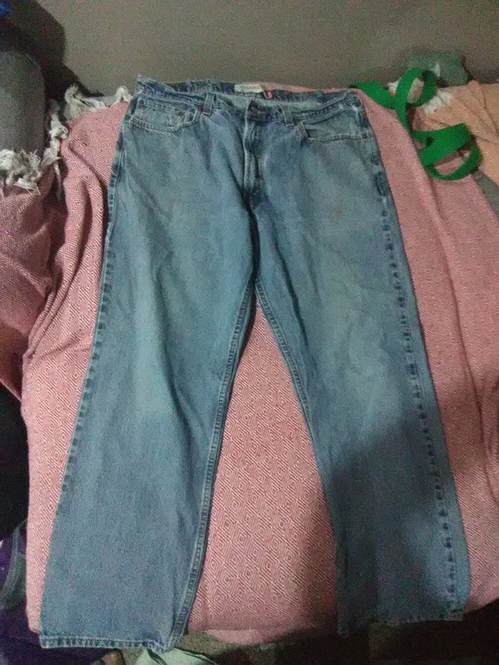 Levis 38 Waist x 32 Length